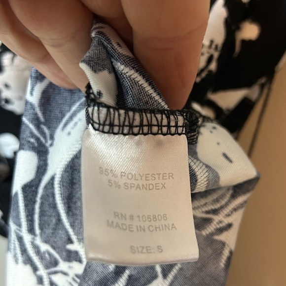 Emily Daniels Mia Button Down Dress size Small - Picture 11 of 13